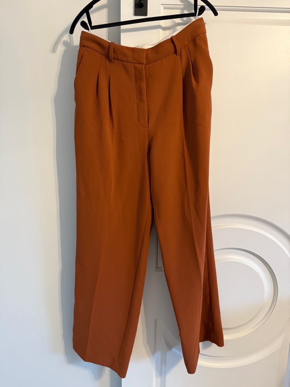 Wilfred Effortless Pant in Rust Brown